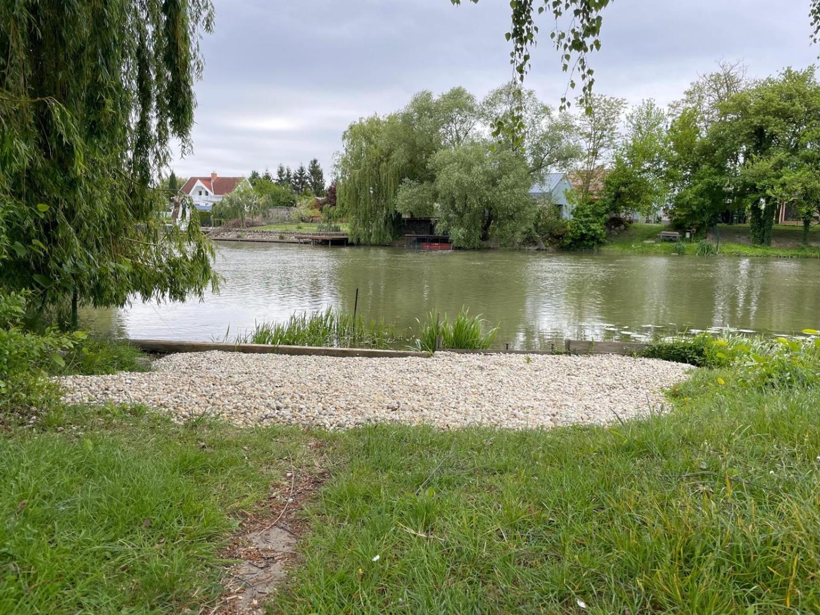 Chata Donau Jahodna ภายนอก รูปภาพ